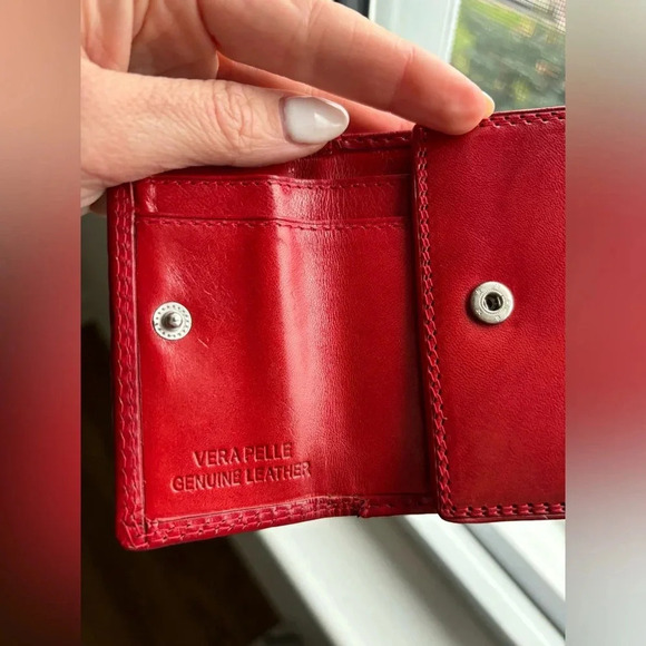 Vera Pelle Red Leather  Wallet - Picture 7 of 7